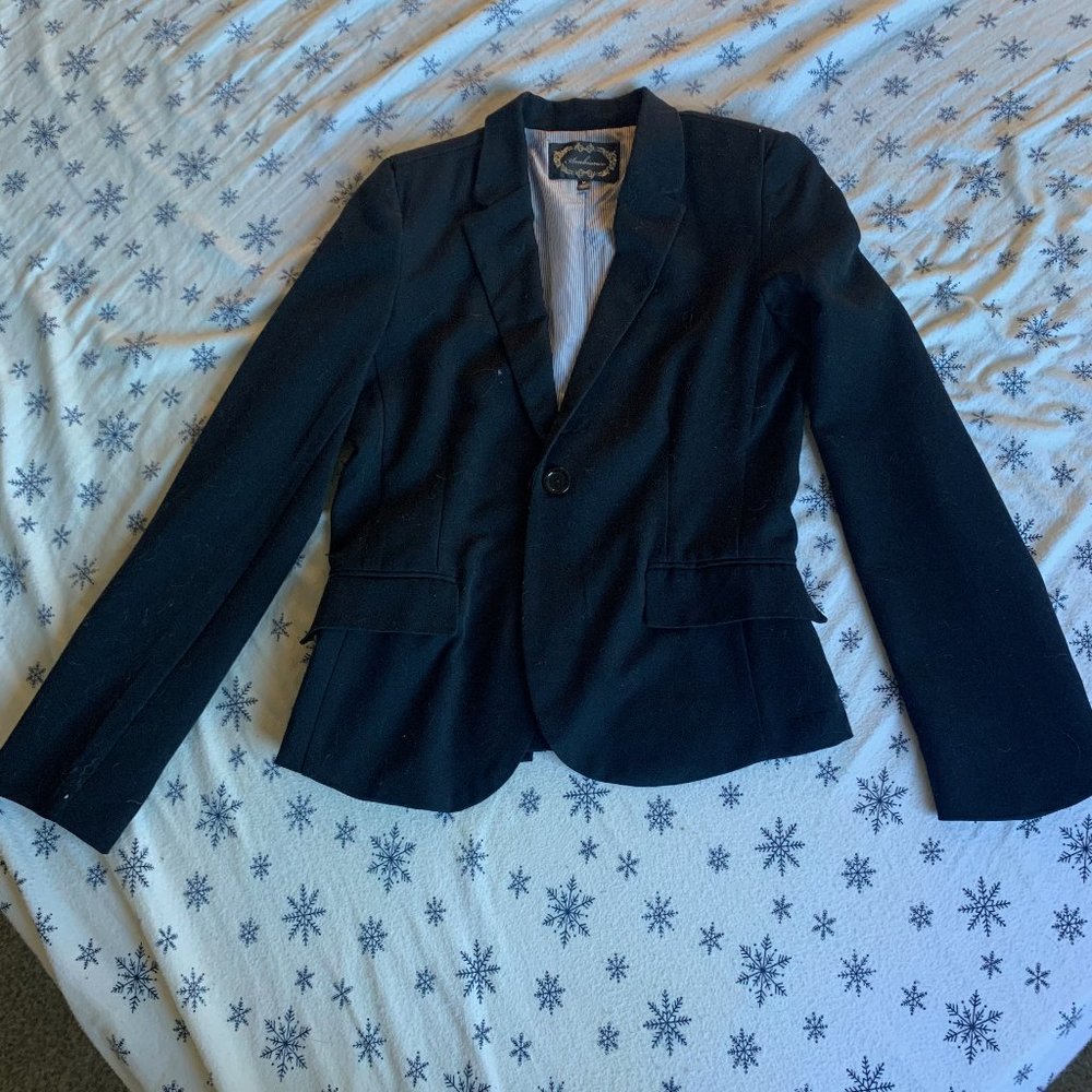✨3 for $10✨ Black Single-Button Blazer